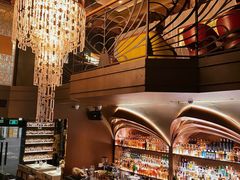 -Mogul Eatery·大亨餐酒馆