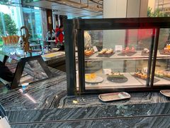 面包甜点陈列柜-厦门艾美酒店·新食谱西餐厅