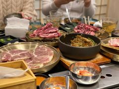 -臻牛烤肉