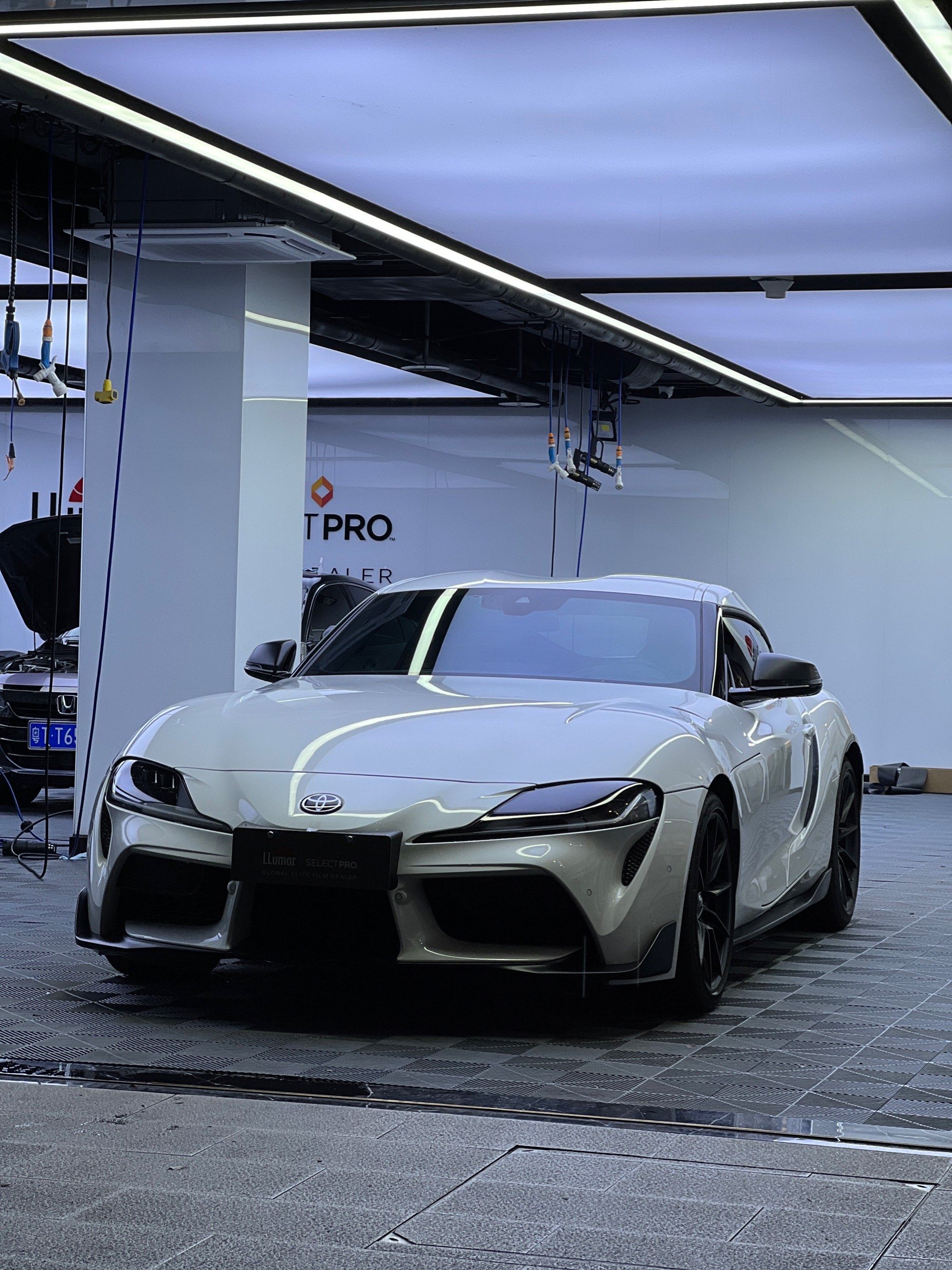 非常漂亮的丰田跑车!