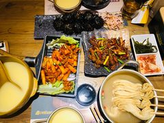 -冰川延边料理·炭烤串(原小木屋店)