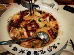 -江渔儿酸菜鱼(奥园广场金发购物中心店)