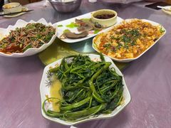 -洪霞餐馆