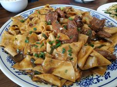 -壹阁胡羊焖饼(特色小吃街店)
