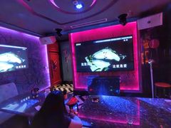 -UK派对KTV(日月广场店)