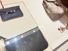 -LV路易威登(德基广场店)