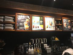 -星巴克臻选(成都来福士店)