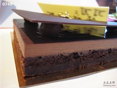 黑巧克力蛋糕-西点坊(浦东香格里拉店)