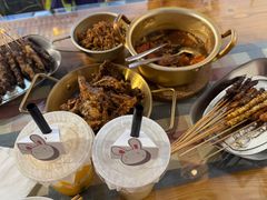 -乐兔串工坊·炖肠(万达店)