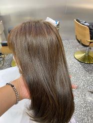 -Tloml salon