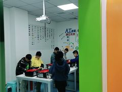 -童程童美少儿编程乐高机器人(红谷滩校区)