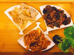 -大理董·董家小厨野生菌火锅(古城旗舰店)