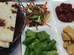 -萨宁音登锡伯风味餐厅(一楼店)