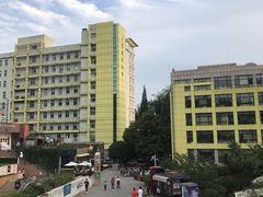 -UNI UNI(环亚凯瑟琳店)