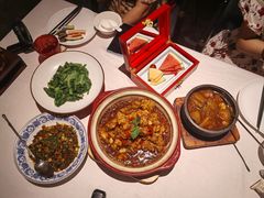 -千百味红餐厅·江西菜(绿地双子塔店)