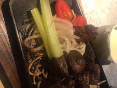 -穹六人间 people 6(岳阳路店)