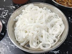 -牛一煲美食(江高店)