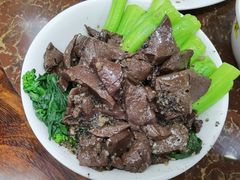 黑椒鸭血菜心-陈光记烧腊店(罗保博士街店)