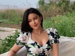 -亮河湾山庄