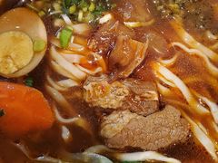半筋半肉面-康師傅私房牛肉面(浦机三店)