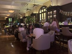 -LONG BAR 廊吧(外滩华尔道夫酒店)