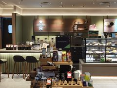 -星巴克臻选(上海中环广场2F店)