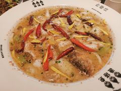 -渔语鱼新川菜Bistro(万象天地店)