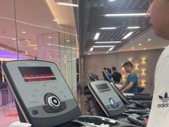 -美航国际健身(北京华联店)