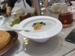 鲜淮山咸骨粥-明珠海港大酒店