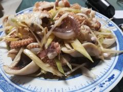 葱拌八带-香满居张记小厨私房菜(青岛站店)