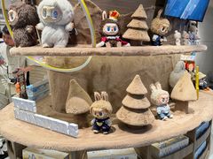 -泡泡玛特POPMART(国金街店)