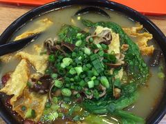 -螺小胖柳州螺蛳粉(钟楼总店)