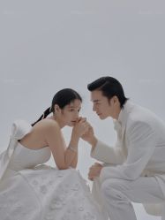 -至臻微拉婚纱摄影