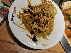 -咱屯子铁锅炖直营店(南湖大路店)