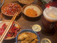 -萍姐火锅·公路夜市(武汉首店)