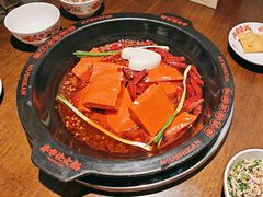 -牛市坎火锅(建设路店)