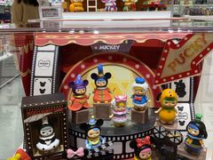 -泡泡玛特POPMART(上海环球港店)