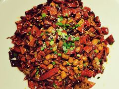 重庆辣子鸡-嫩芽·重庆菜馆(十八梯露台观景店)