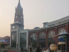 -王府井奥莱棋盘山小镇