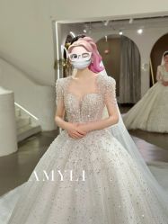 -艾米丽婚纱礼服