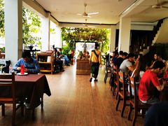 -Neary Khmer Restaurant