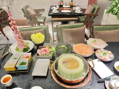 -得意咚瓜·顺德鱼生·冬瓜火锅(深圳首店)