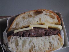 红豆夏巴塔三明治-沁屋面包店(人民东路店)