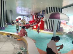 -涨巢·潮玩水疗局