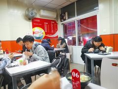 大堂-海平馄饨(逍遥二路店)