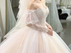 -艾米丽婚纱礼服