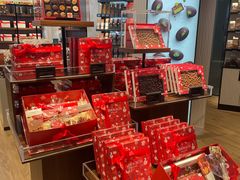 -Laderach 莱德拉(上海环贸iapm店)