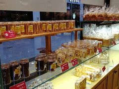 面包甜点陈列柜-味多美(民星路店)