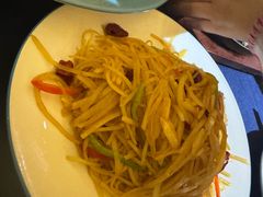 -伊带伊路新疆美食府(呼家楼店)