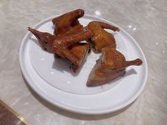 脆皮乳鸽-稻香酒家(长宁KING88广场店)